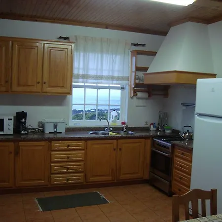 Casa Do Canto # Pico São Roque do Pico